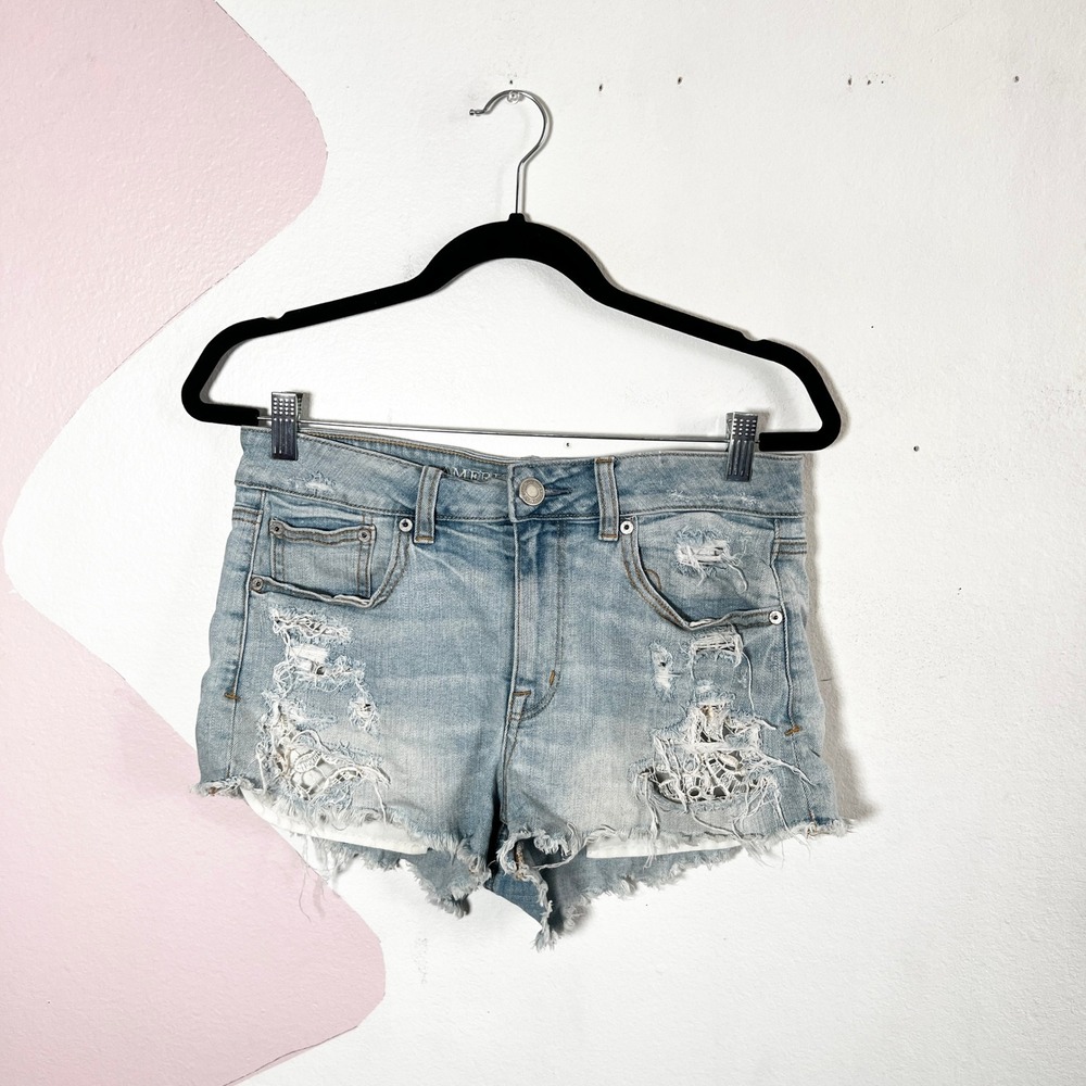 American Eagle Distressed Denim Shorts Size 10 Lace Underlay Light Wash Cut Offs